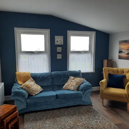 Apartment River Shack Doolin